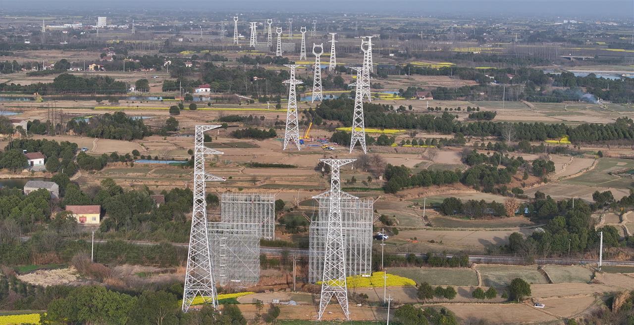 2024.3.20-21十里牵1号塔到16号塔放线-跨越铁路高速 (2)_edit_144651326018931.jpg
