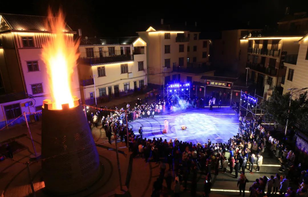 丰富的文旅活动吸引游人如潮