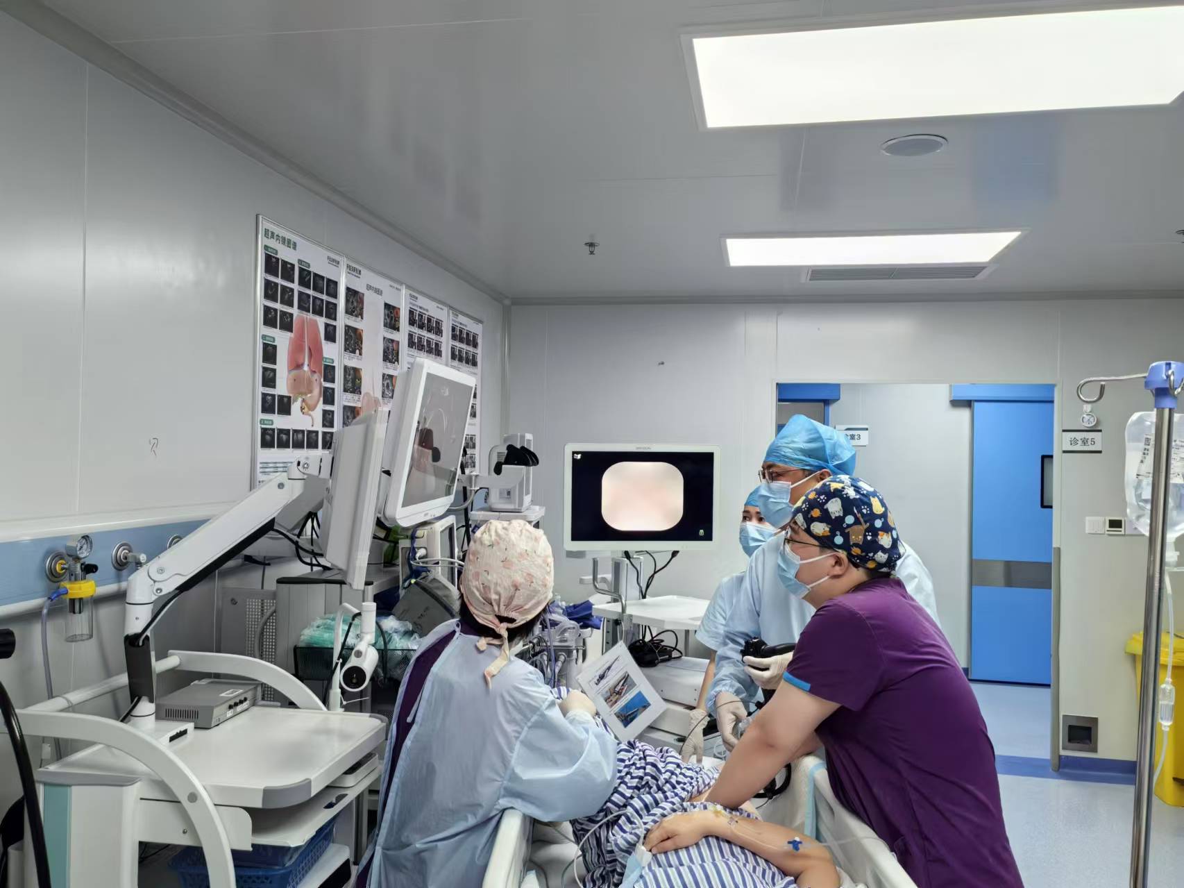 海南首例!不开刀取阑尾异物,三亚中心医院实现“保器官”微创突破