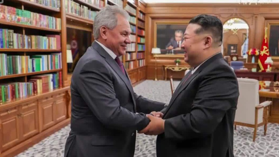 金正恩会晤绍伊古：继续无条件支持俄罗斯
