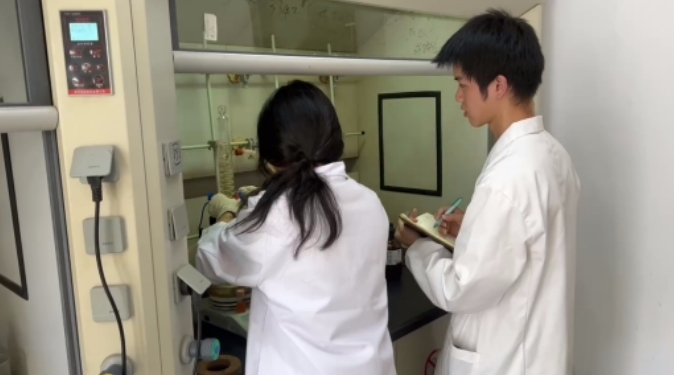 江西理工大学研发新型荧光尿蛋白检测试纸材料 为孕检领域带来革新性突破