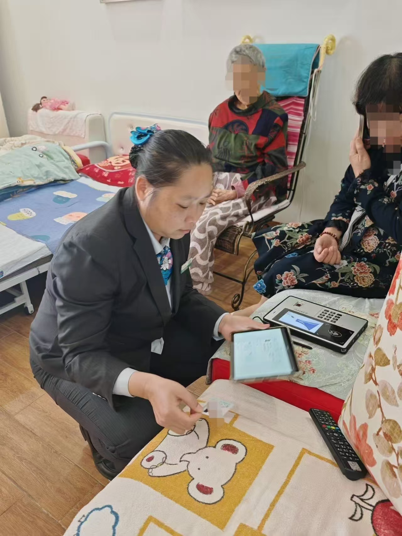 特殊金融需求不用急 农行海口龙华支行“上门服务”来帮您