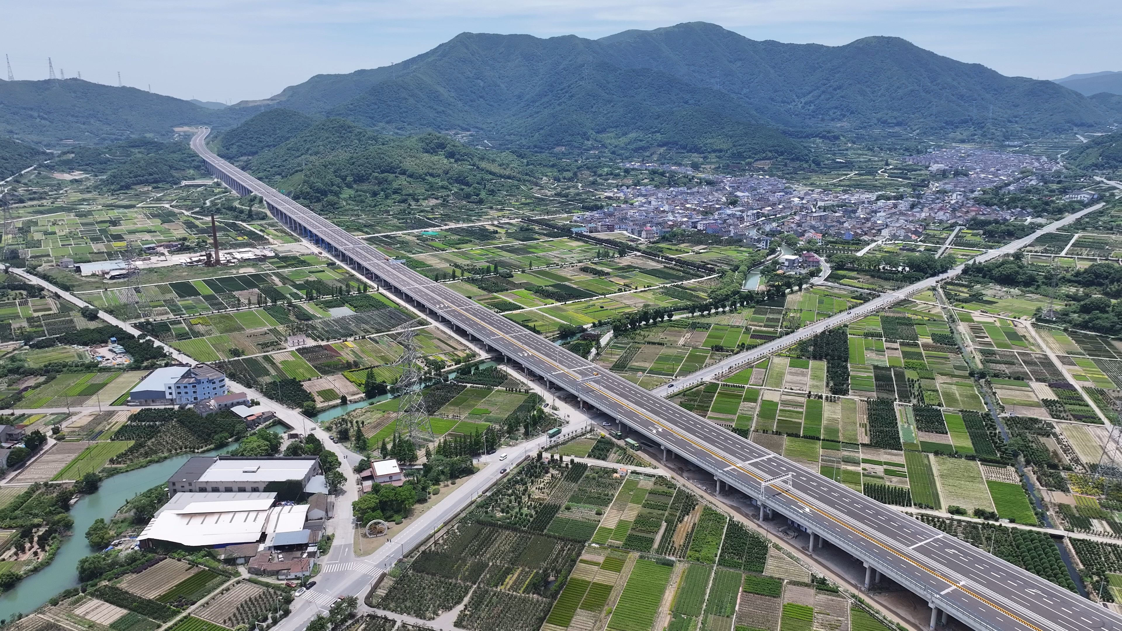 宁波舟山港六横公路大桥一期 罗博文 郝玉亮 摄