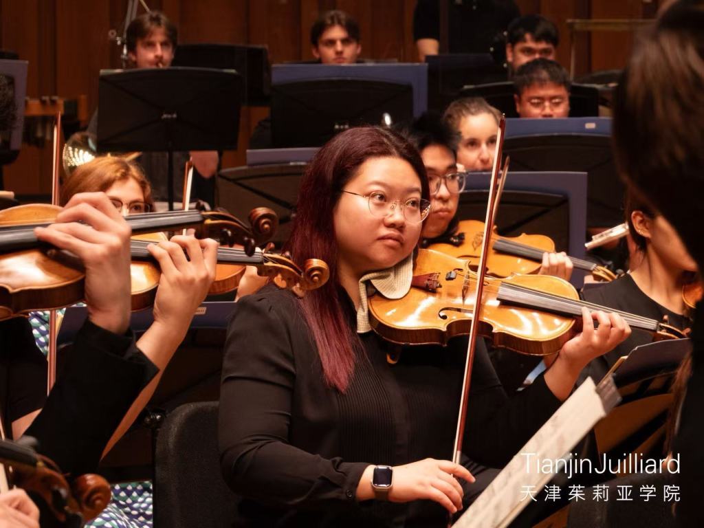 徐春淅在演出现场