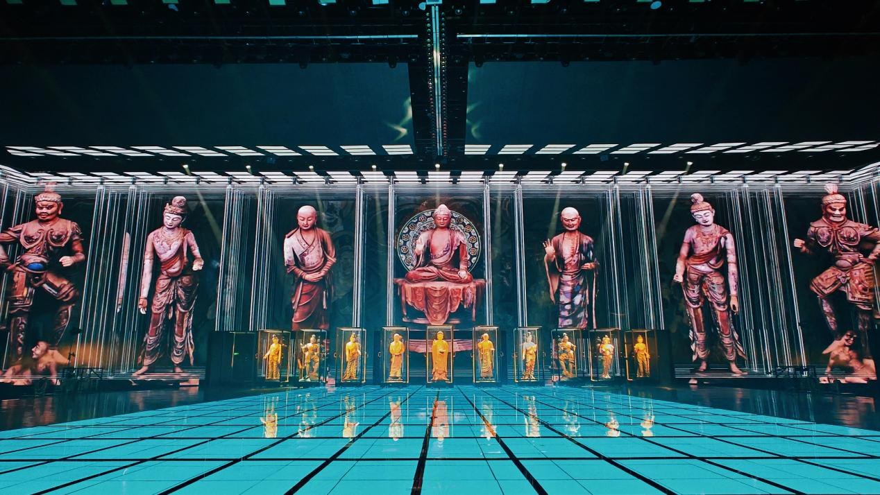 张艺兴主演话剧来兰州啦　别young敦煌约起来