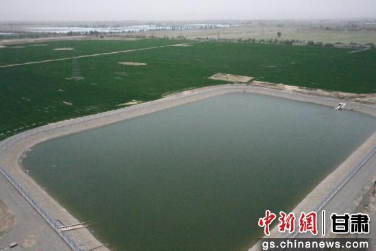 图为配套建设的蓄水池