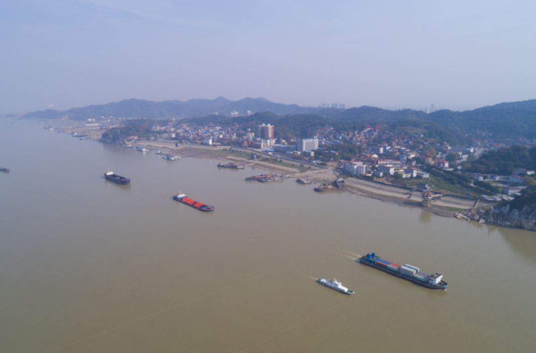 湖口石钟山水域船舶入湖的航行动态