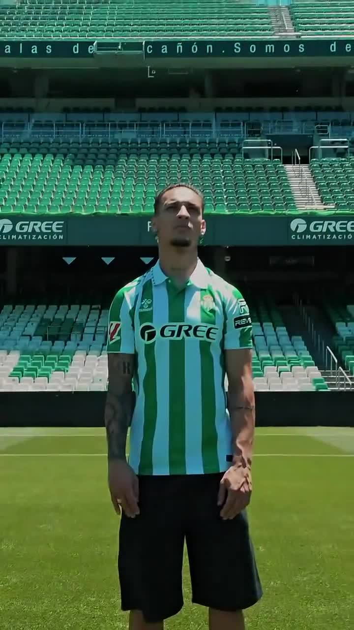 安东尼告别贝蒂斯：感谢你们让我重新找回踢球的乐趣