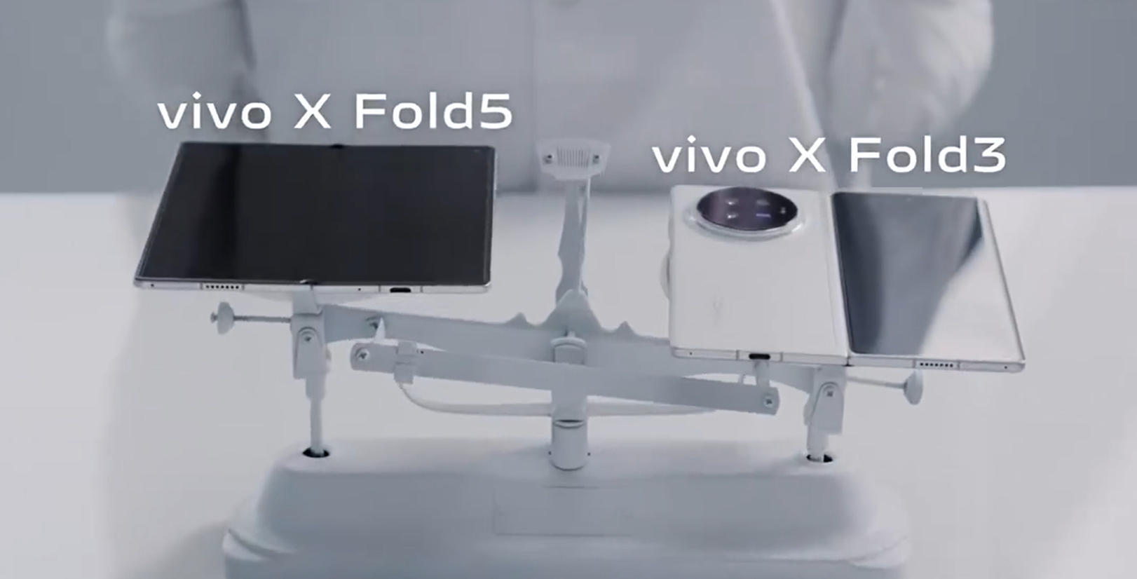 vivo X Fold5真机曝光:史上最轻大折叠屏手机要来了