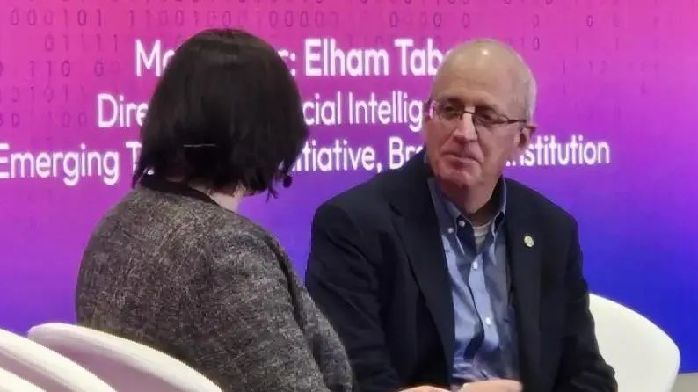 美国禁令帮倒忙！英伟达首席科学家：AI人才都在为华为写程序_凤凰网