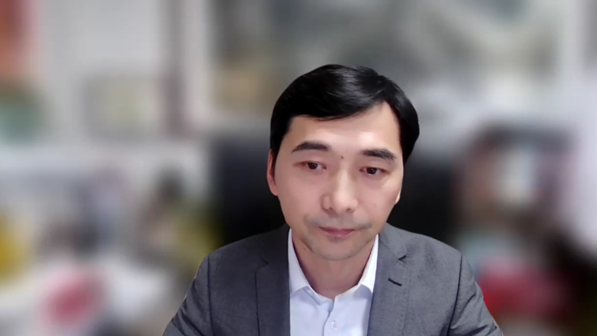 “卢武铉当年要改革财阀，派国税厅查三星，三星门都不开！”詹德斌：韩国经济越困难，改革财阀也就越困难