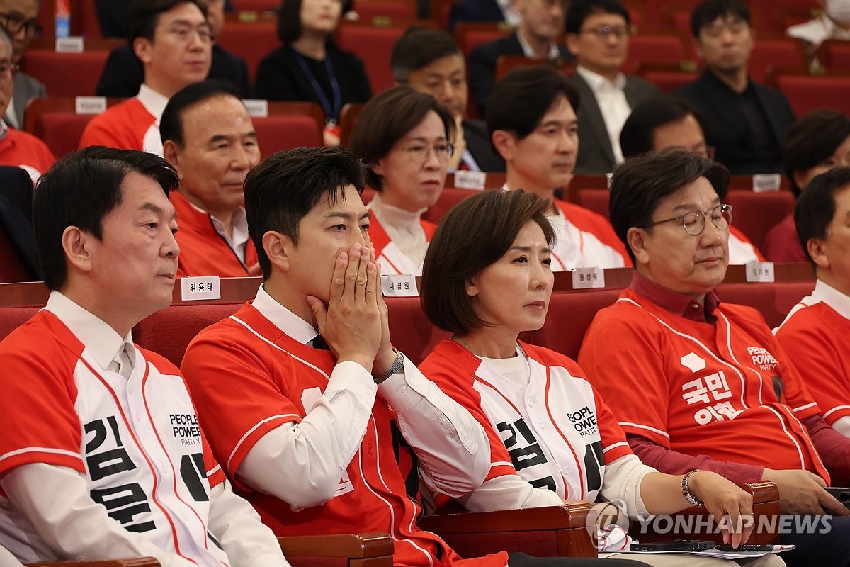 出口民调结果公布,李在明与金文洙阵营冰火两重天