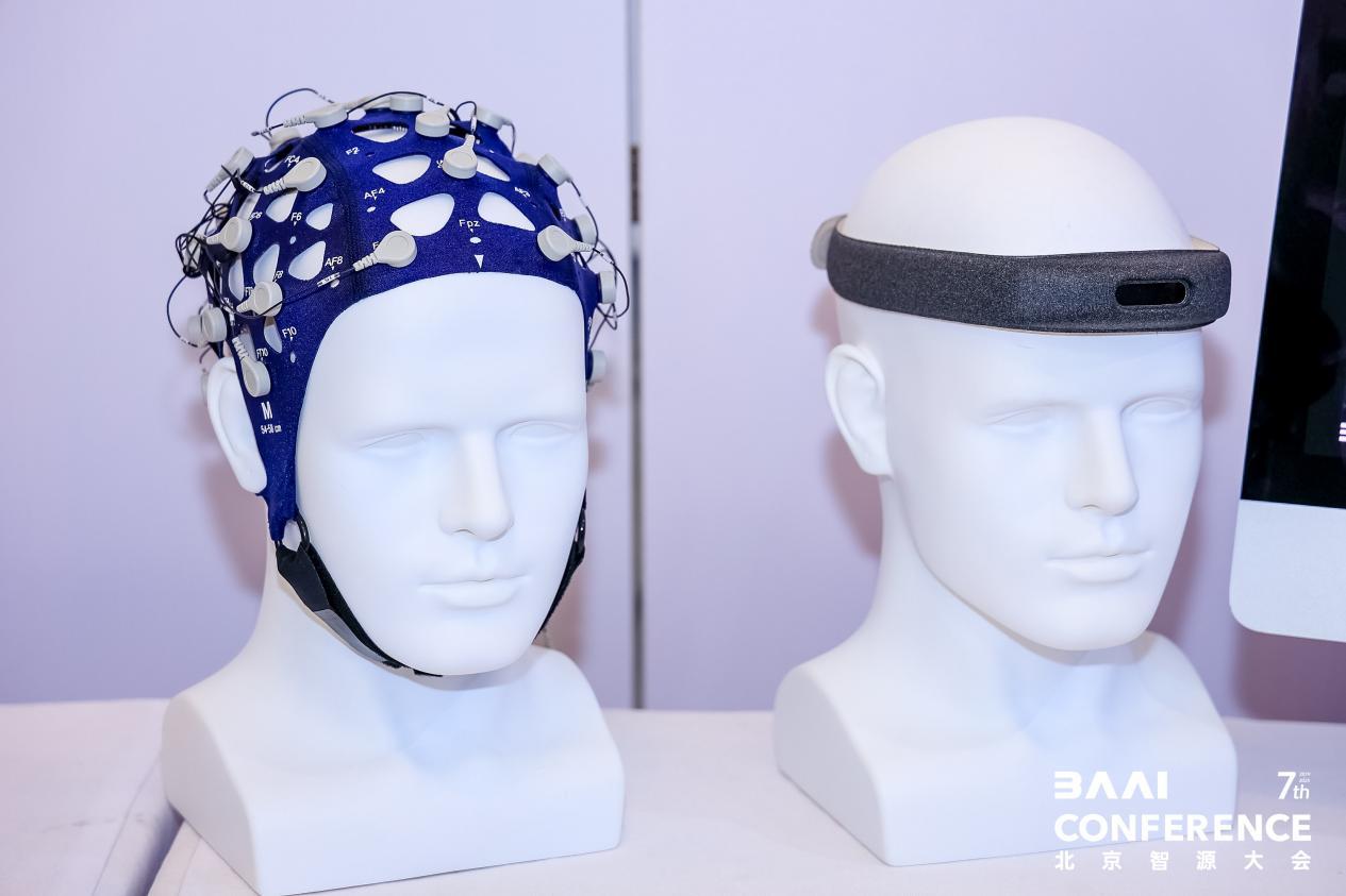 智源发布“悟界”系列大模型,含全球首个原生多模态世界模型Emu3