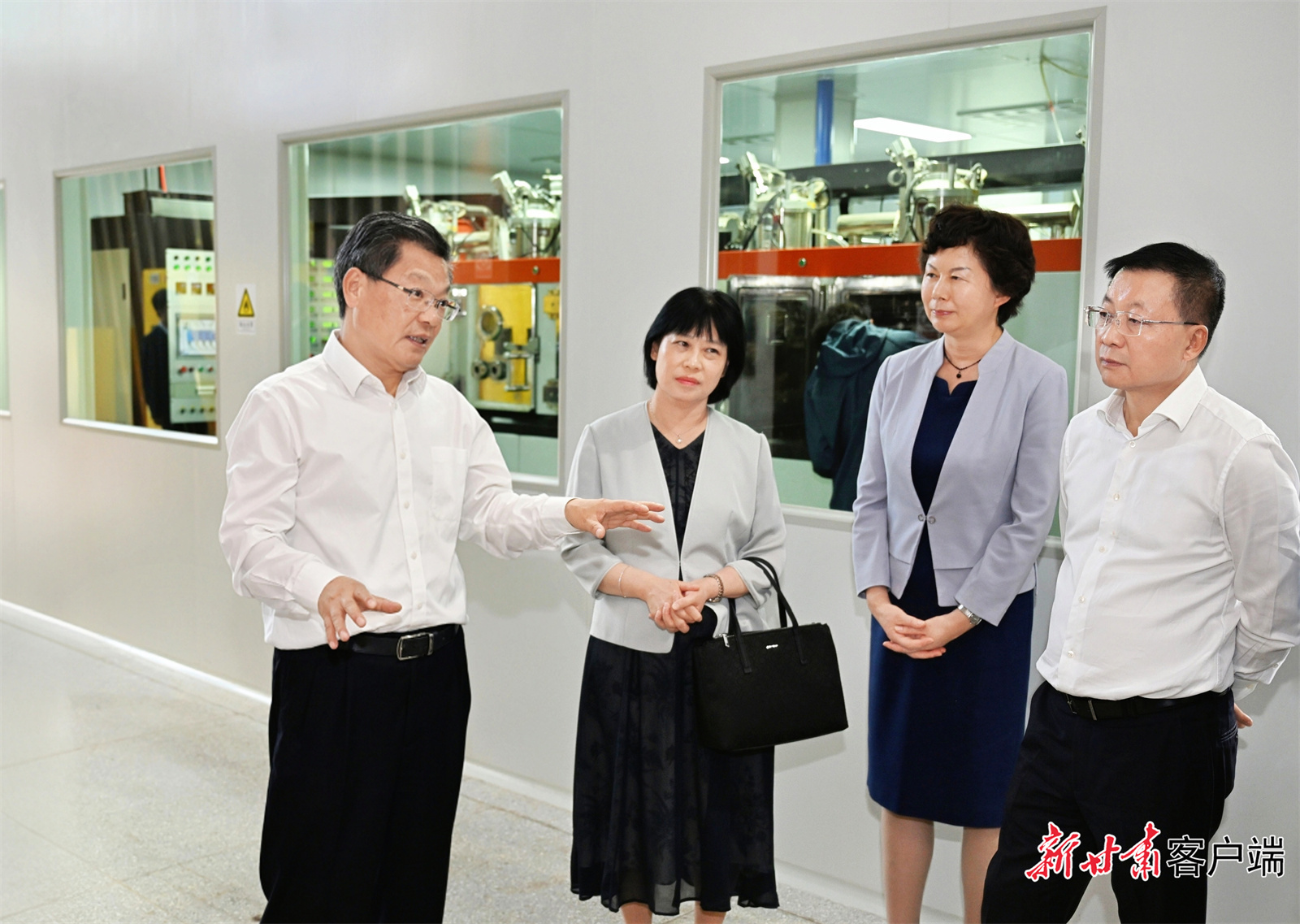 省长检查考场　话护航高考重点