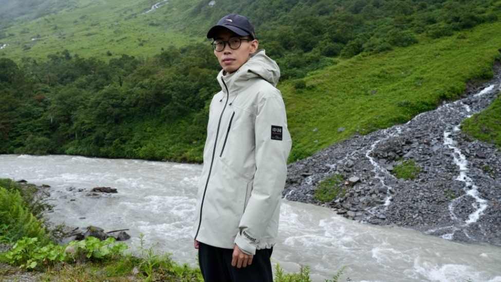 一镜到底航拍人类登顶珠峰，摄影师：曾失败多次