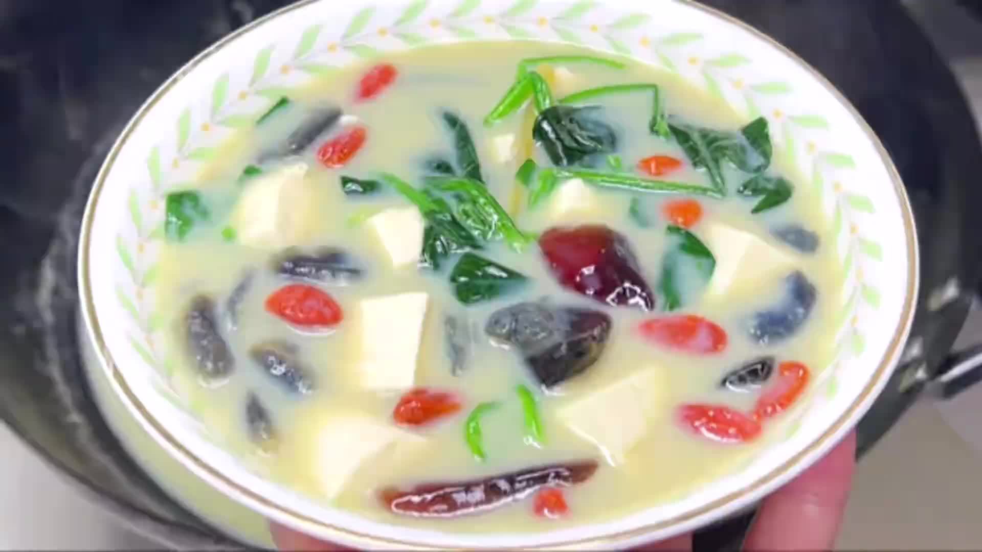 今天解锁一个皮蛋的神仙吃法，太香了