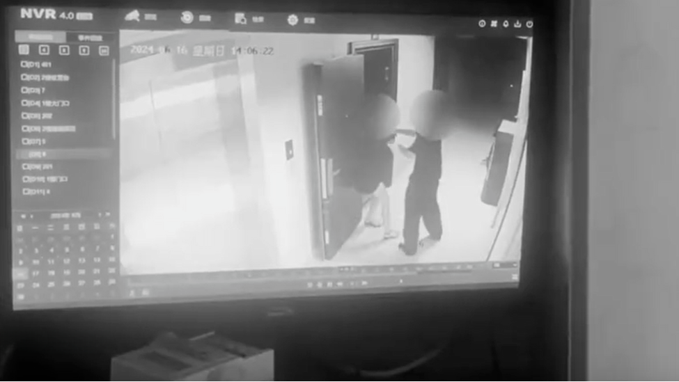 19岁男子入室行凶，母亲拼死保护女儿遭受重创！家属：如果不判死刑，我们会继续上诉
