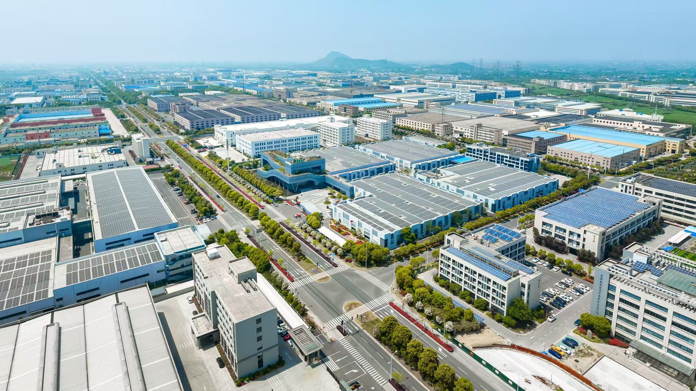 滨湖区胡埭镇：苏南小镇一条路，上市公司有9家