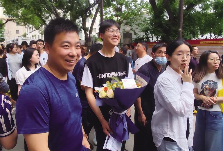 兰州日报社全媒体首席记者 李超 摄