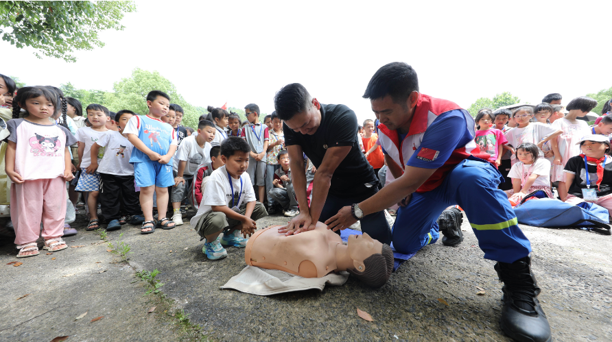江西东乡：防溺水安全教育进校园
