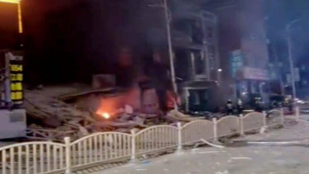福建一楼房爆燃致2死5伤，当地官方权威部门：高考生在事故中遇难是谣言