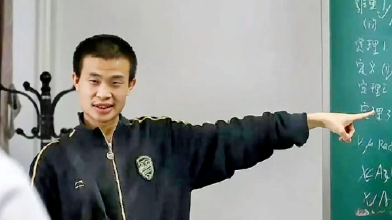 浙江宣传：“韦神”爆火背后的五个问号
