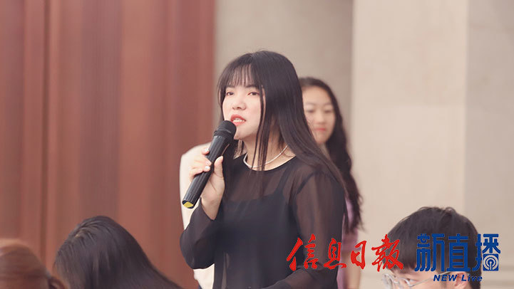 鳳凰網提問（文穎 攝）
