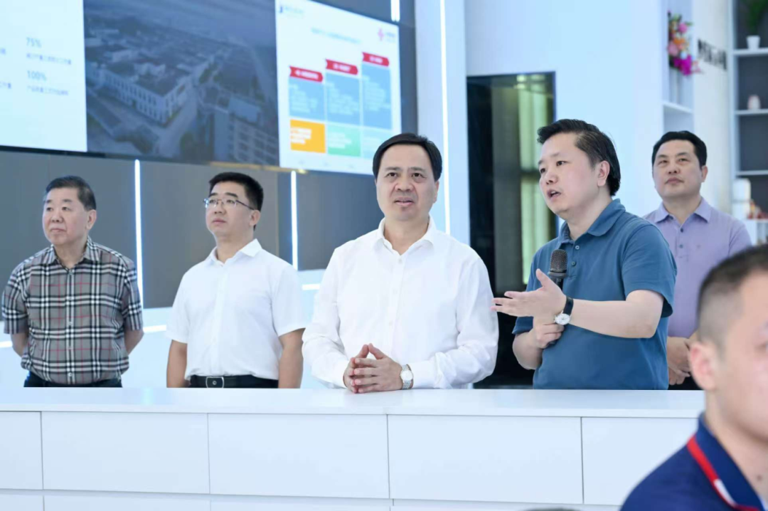 宜春赴福州力推“双招双引” 市委书记严允率队精准对接产业龙头