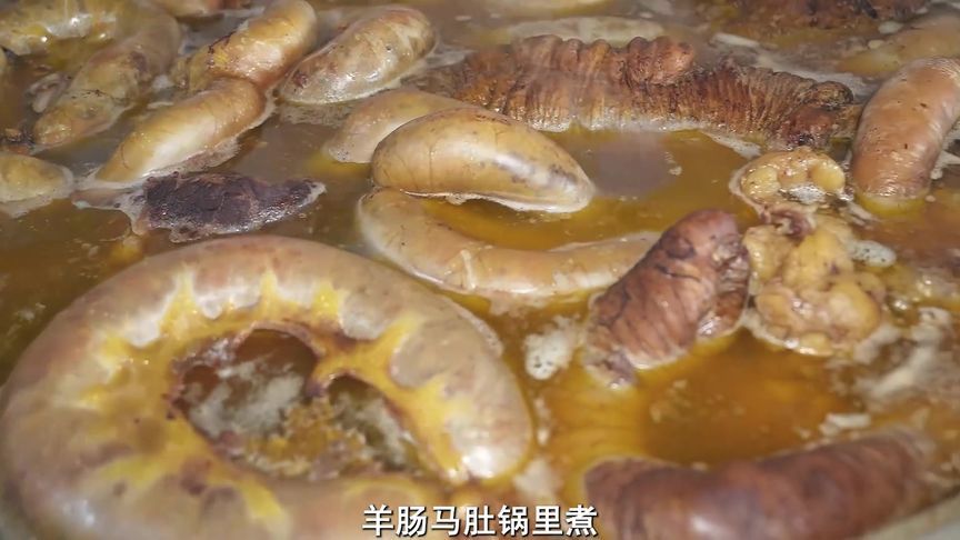 吉尔吉斯斯坦的豪华马肉套餐，马肠马肚马肉香肠，真的太丰盛了
