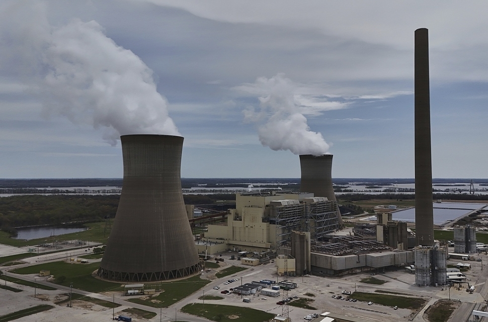 特朗普政府拟挥刀砍环保 拜登发电限排令恐成废纸