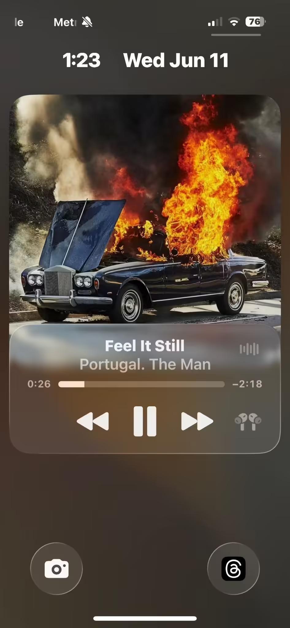 苹果升级iOS 26版Apple Music:iPhone锁屏变舞台,专辑封面“动”起来