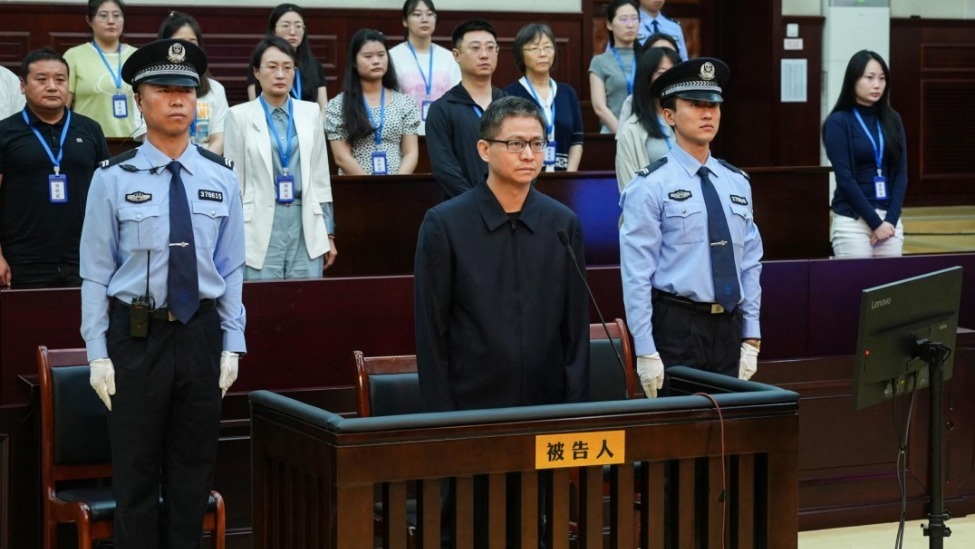 受贿613万，南方电网原纪检监察组组长龙飞获刑7年