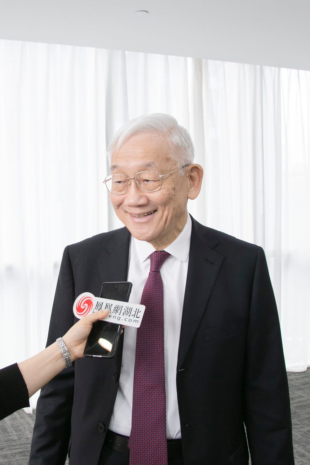 武汉涉外仲裁学院成立 鄂港法律专家授课为企业“走出去”保驾护航