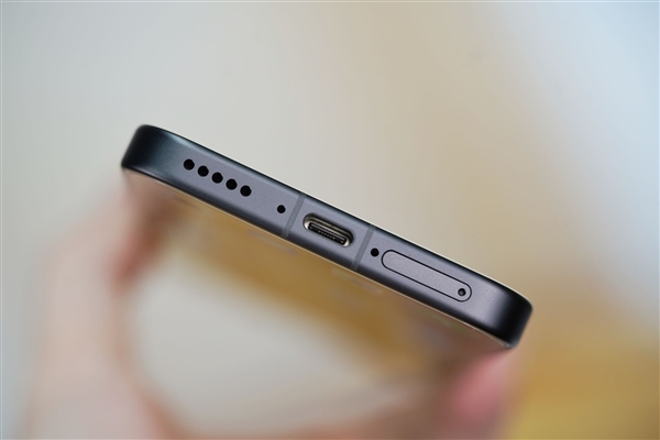 6.31英寸小直屏,vivo S30 Pro mini图赏