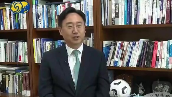 凤凰专访｜韩国前国防部次官：韩中关系受韩美关系影响