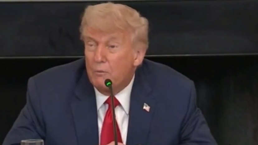 中美经贸磋商机制第一天结束，特朗普等汇报电话