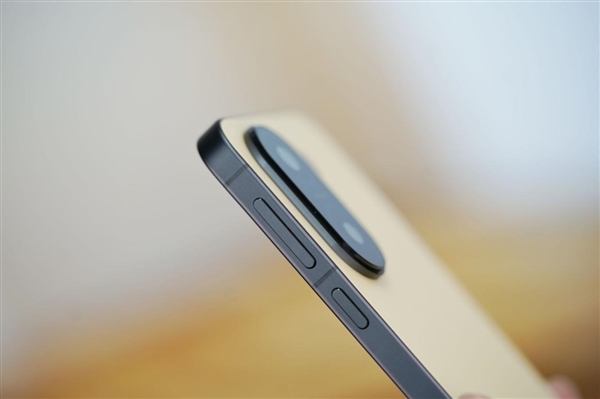 6.31英寸小直屏,vivo S30 Pro mini图赏