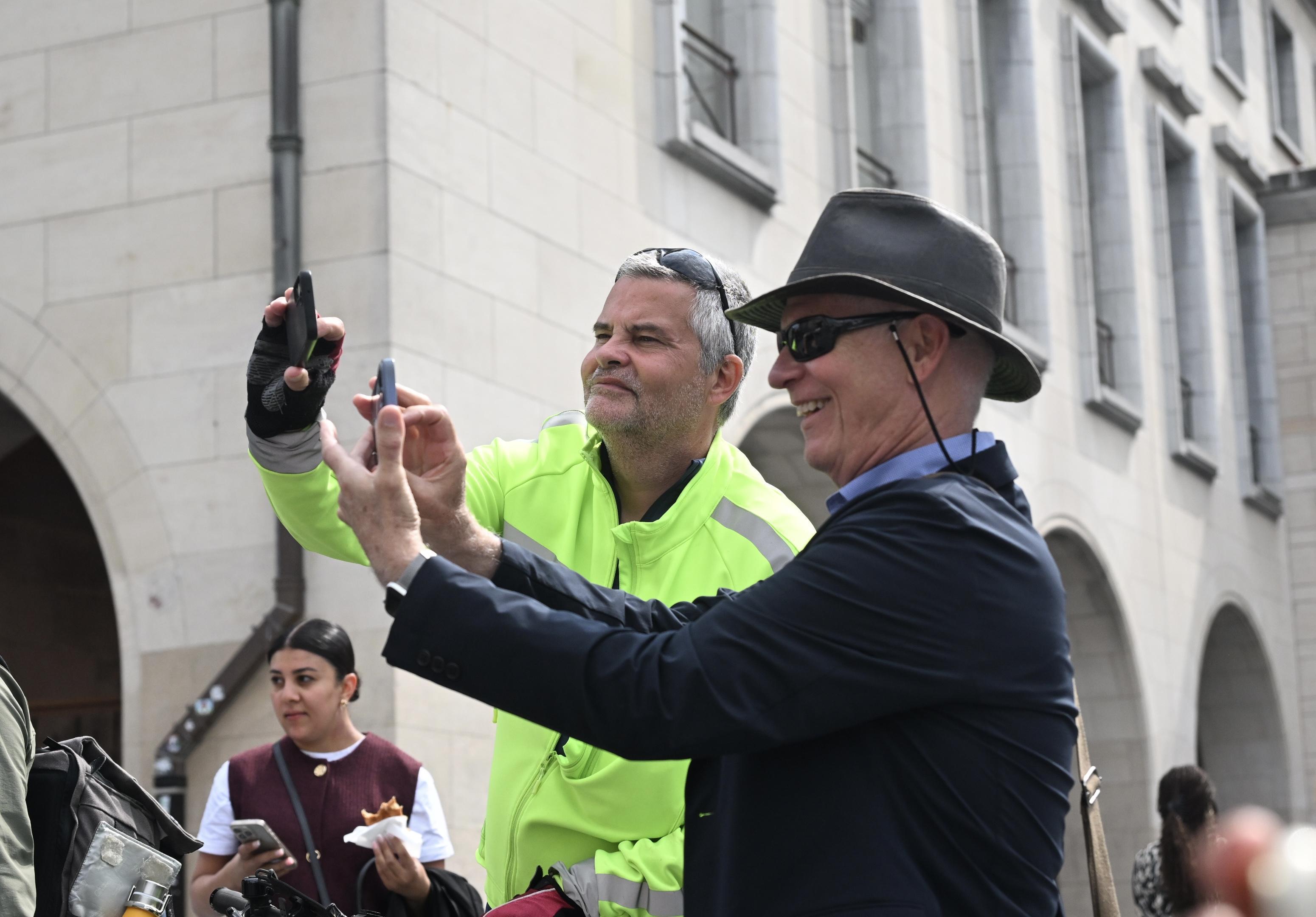 一场来自江苏的文化快闪活动在比利时进行 新华日报&middot;交汇点记者 余萍 摄