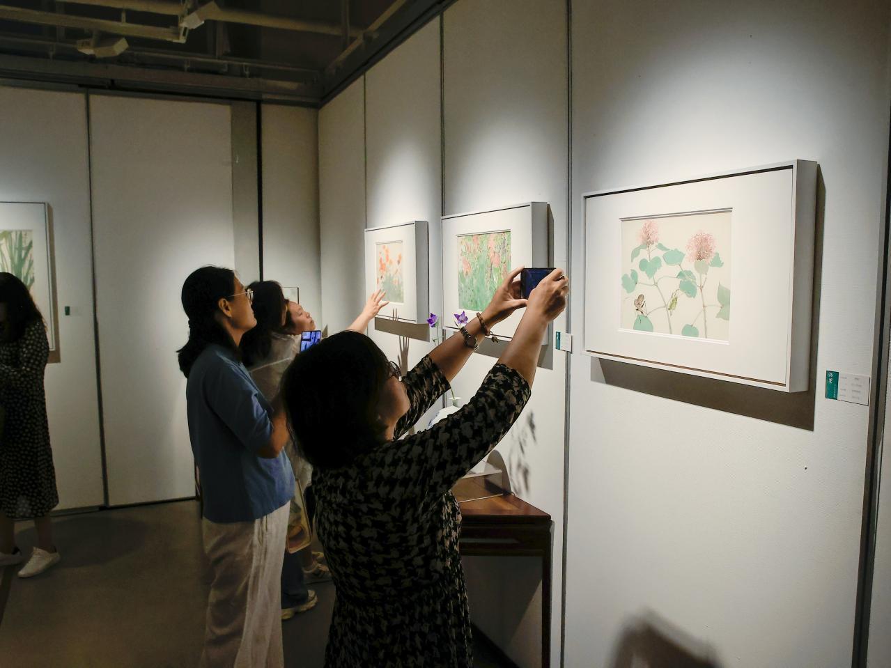 “滴翠—李恩成作品展”暨京行艺术馆（济南馆）重装升级开幕仪式成功举办