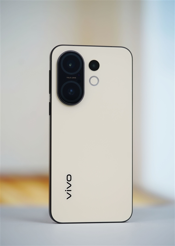 6.31英寸小直屏,vivo S30 Pro mini图赏