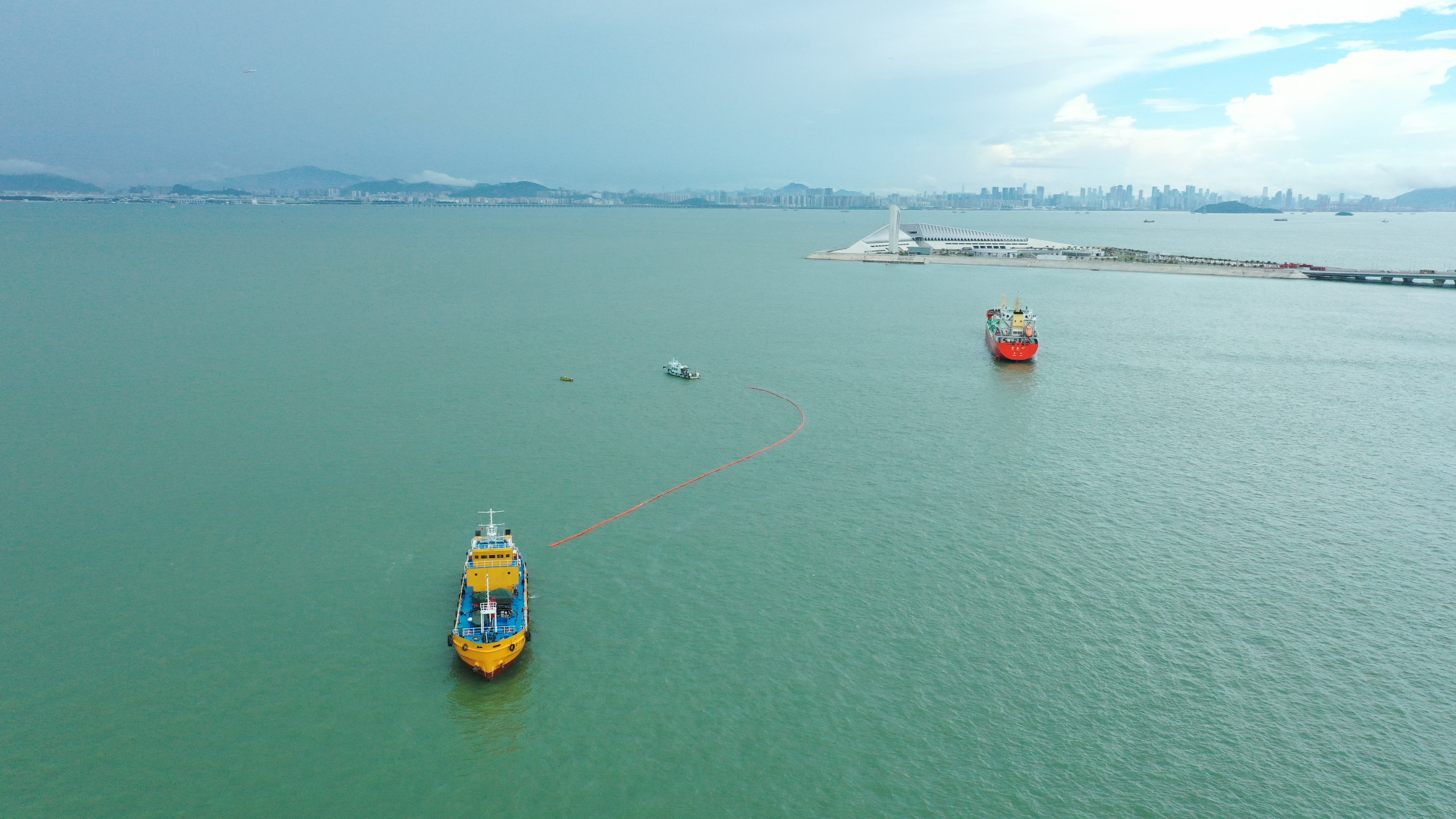 2025年深圳宝安海域危险品船与游船碰撞 综合应急演练成功举办