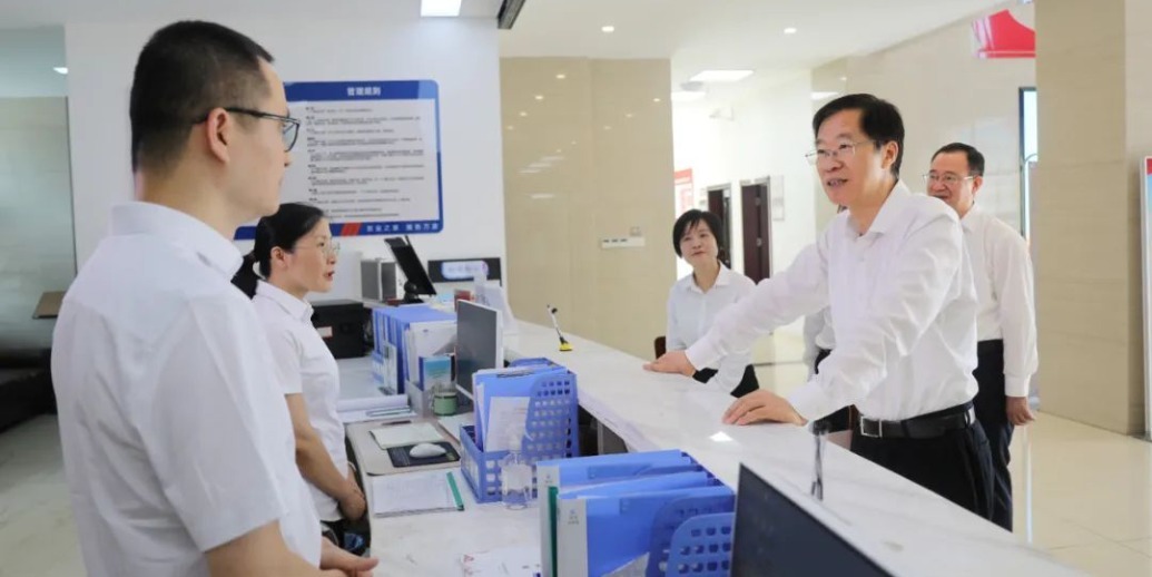 庄兆林在南昌调研学习教育牵头整治任务落实情况