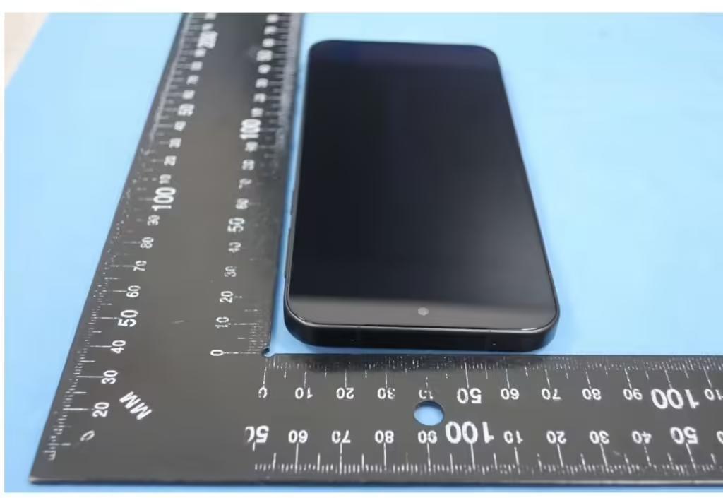 vivo X200 FE手机证件照曝光:6500mAh电池、90W充电