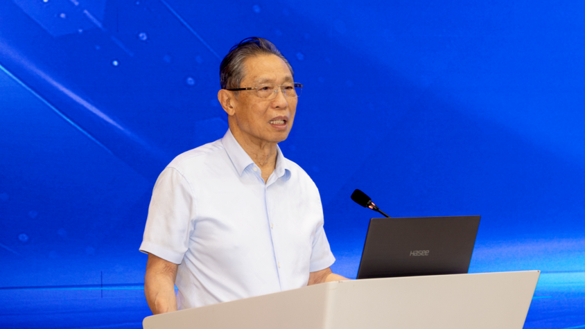 钟南山：对待当前新冠疫情要像流感一样，不要慌