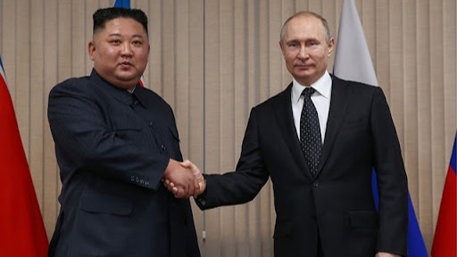 金正恩致电普京祝贺俄国庆日：愿推动朝俄关系进入“鼎盛期”