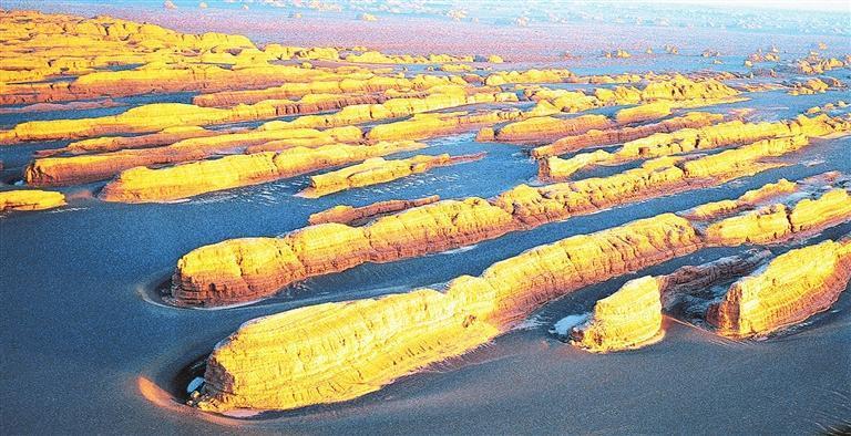 敦煌雅丹地貌（本版图片除署名外均为资料图）