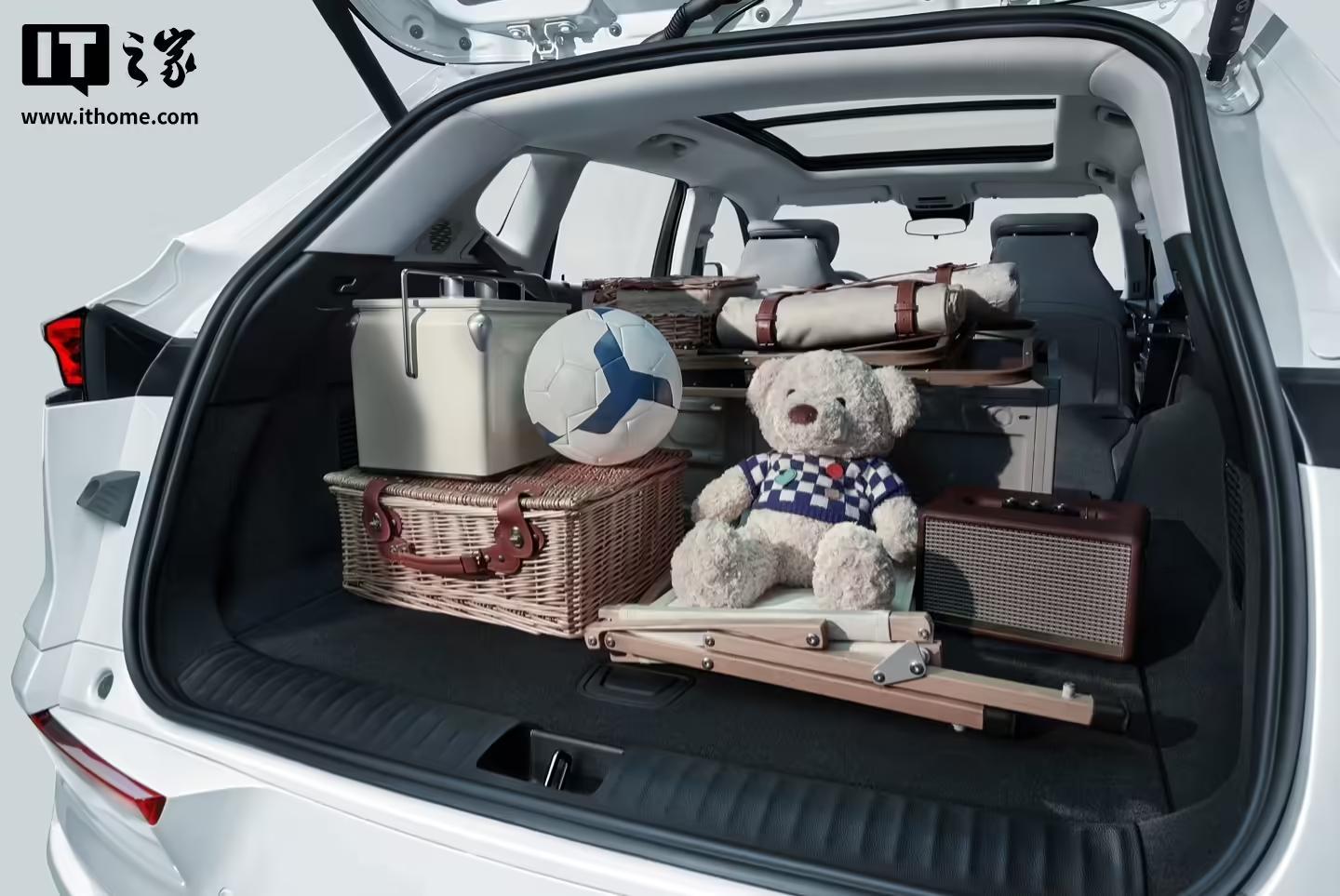 新款别克E5内饰官图发布:细节升级,有望近期上市