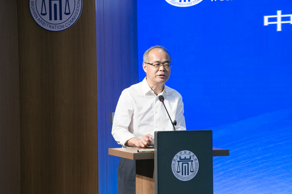武汉涉外仲裁学院成立 鄂港法律专家授课为企业“走出去”保驾护航