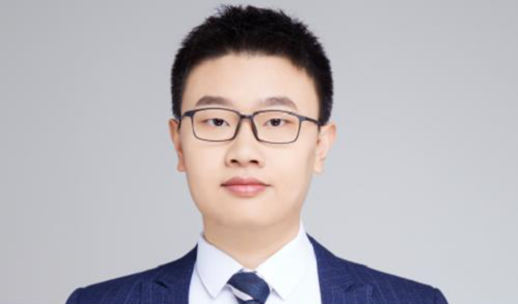 他本是浙大医学4加4,现在带队上海机器人冲刺IPO