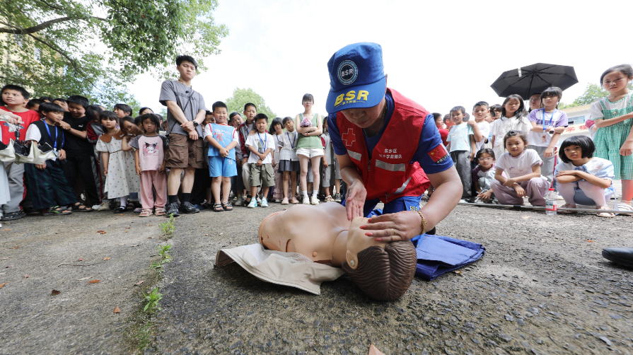 江西东乡：防溺水安全教育进校园